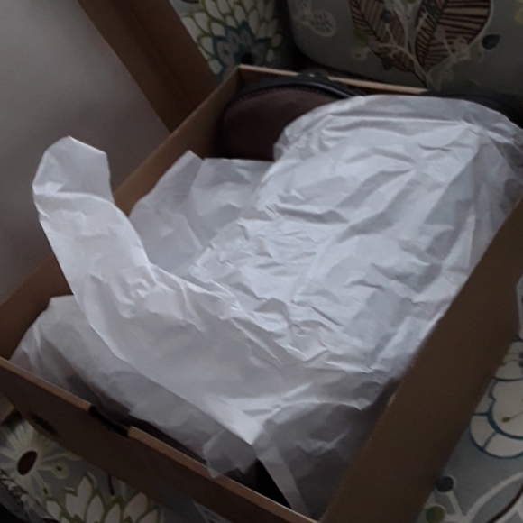 Ugg - Picture 7 of 8